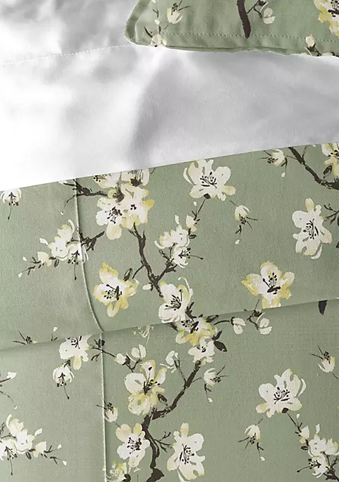 6ix Tailors Fine Linens Sakura Green King Coverlet & 2 Shams Set 6 6ix Tailors Fine Linens Sakura Green King Coverlet & 2 Shams Set - Image 4